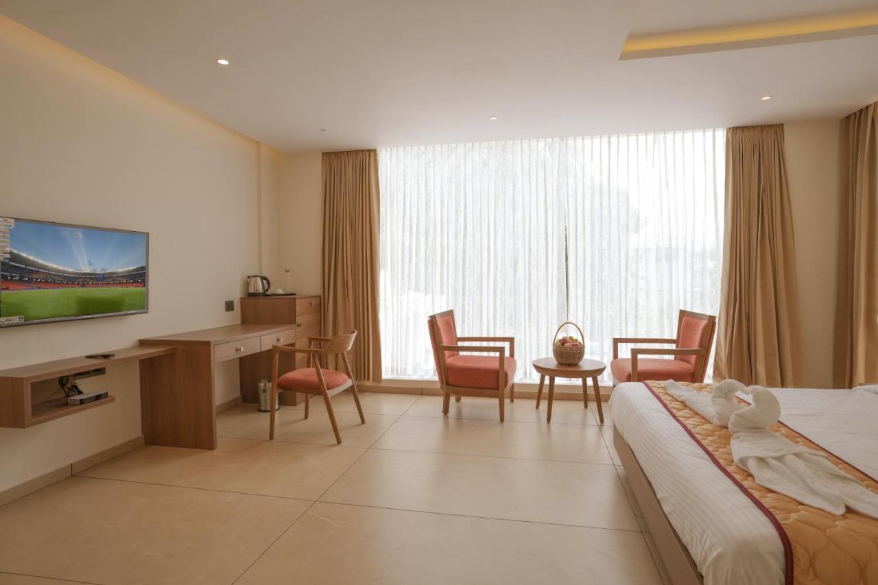 Bluemist Resorts 阿西拉帕利 外观 照片